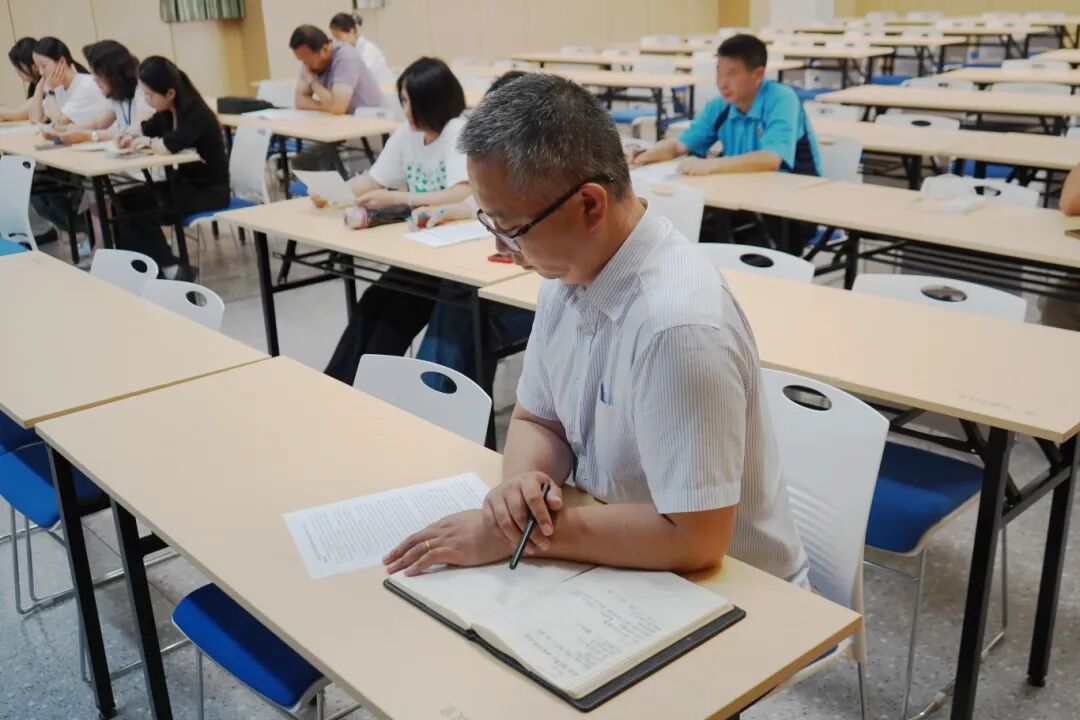 聚焦体卫艺,护航成长路!我校专题会议部署重点工作 聚焦体卫艺,护航成长路!我校专题会议部署重点工作