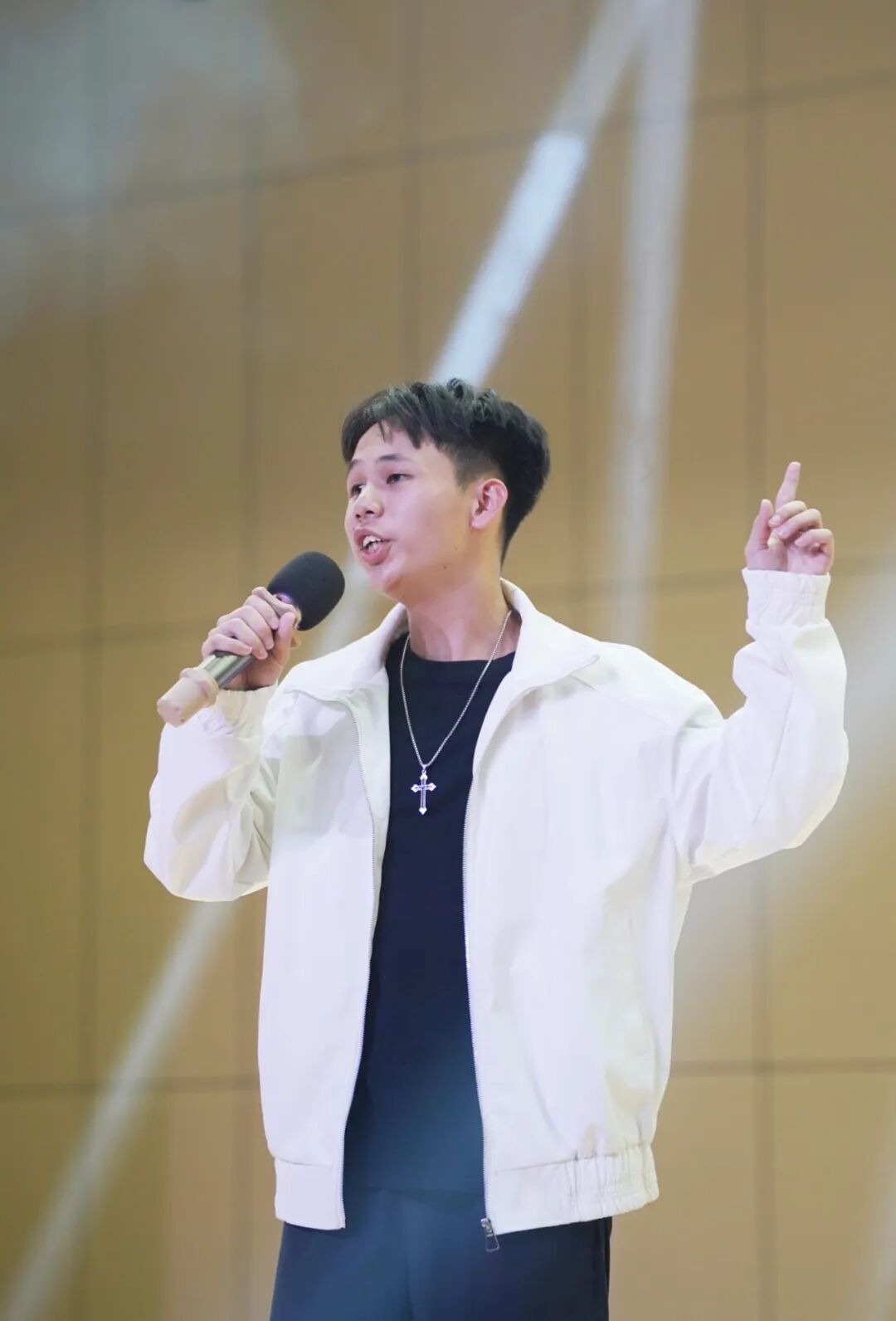 以青春之名,颂时代华章 | 第三届校园十大歌手决赛完美落幕 以青春之名,颂时代华章 | 第三届校园十大歌手决赛完美落幕