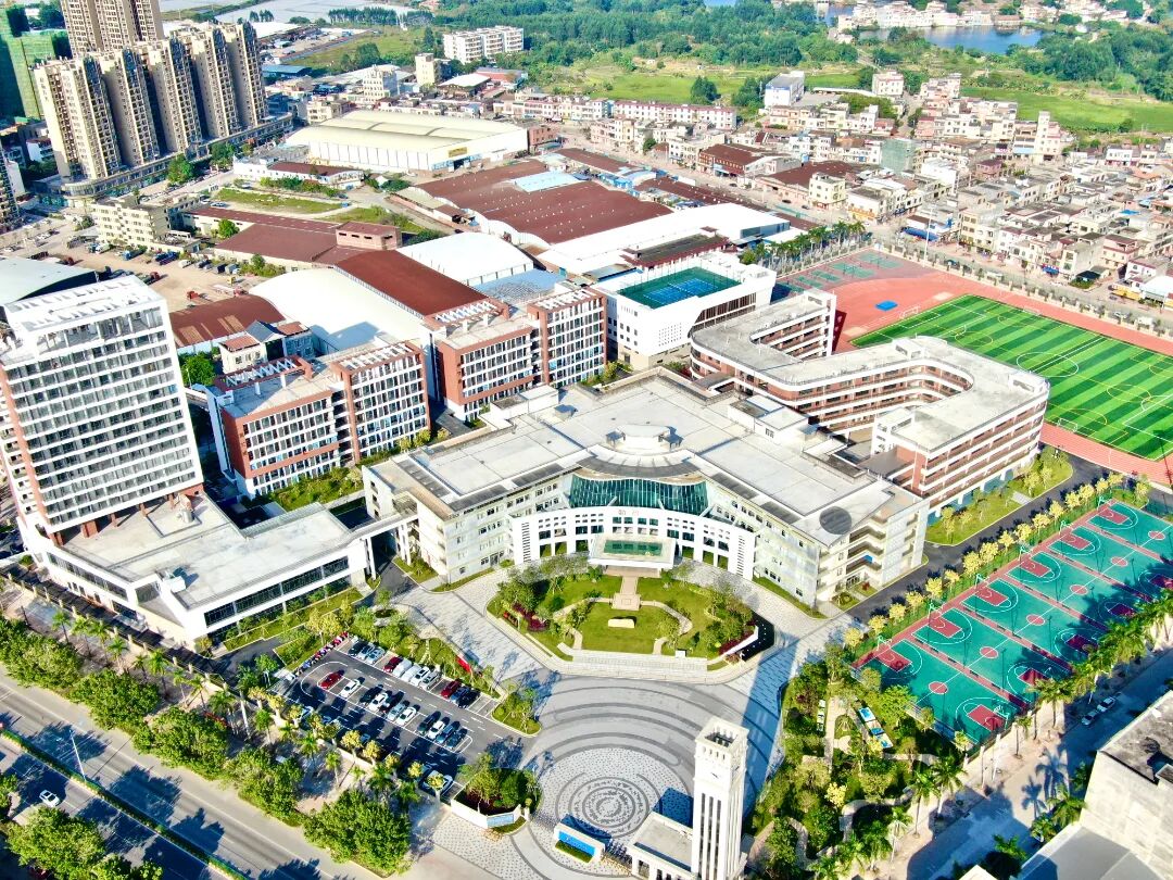 学校简介|肇庆市荣源龙高级中学 学校简介|肇庆市荣源龙高级中学