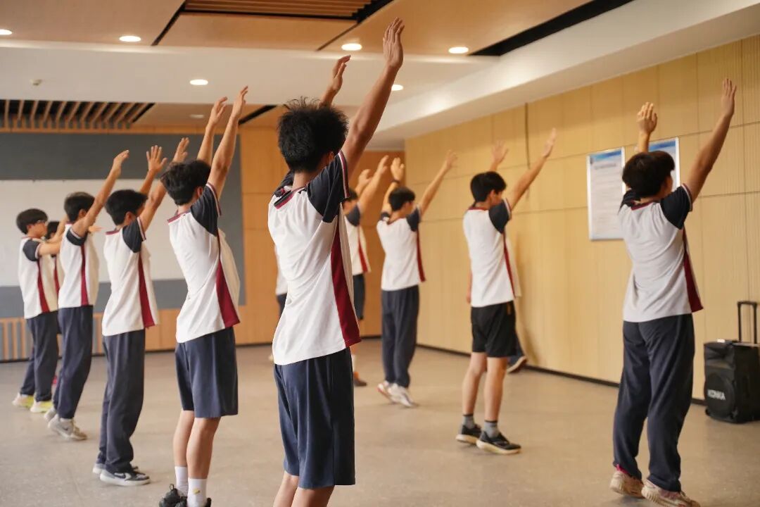 以汗水为墨，赴青春之约