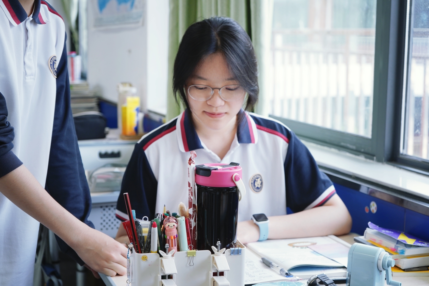 星耀荣源龙,逐光而行|4月学生月度之星风采展示 星耀荣源龙,逐光而行|4月学生月度之星风采展示