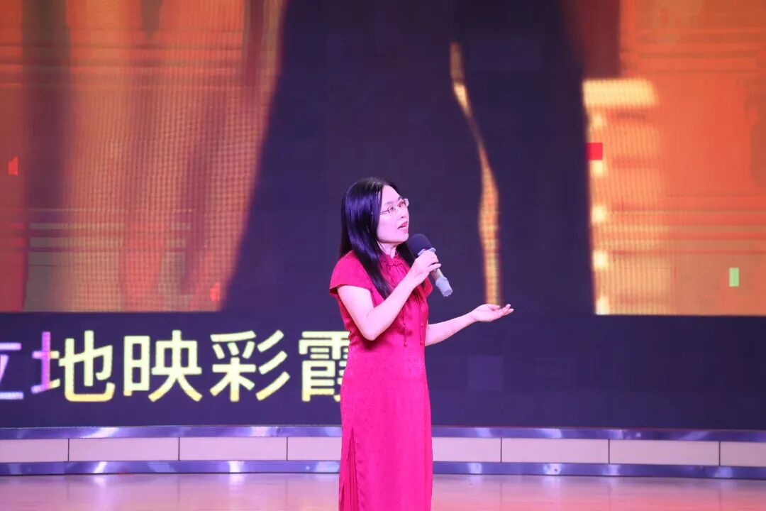 红心映荣光,师韵谱华章|肇庆市荣源龙高级中学第一届教职工红歌合唱比赛 红心映荣光,师韵谱华章|肇庆市荣源龙高级中学第一届教职工红歌合唱比赛