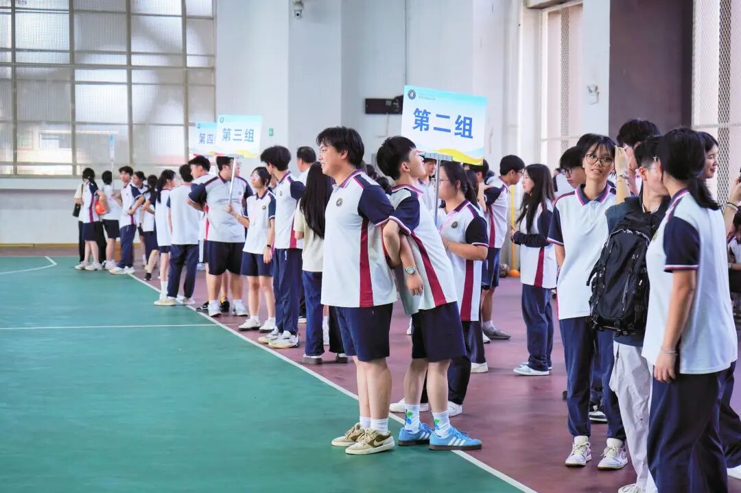 解压逐梦，轻装高考｜荣源龙高级中学高三学子解压拓展活动
