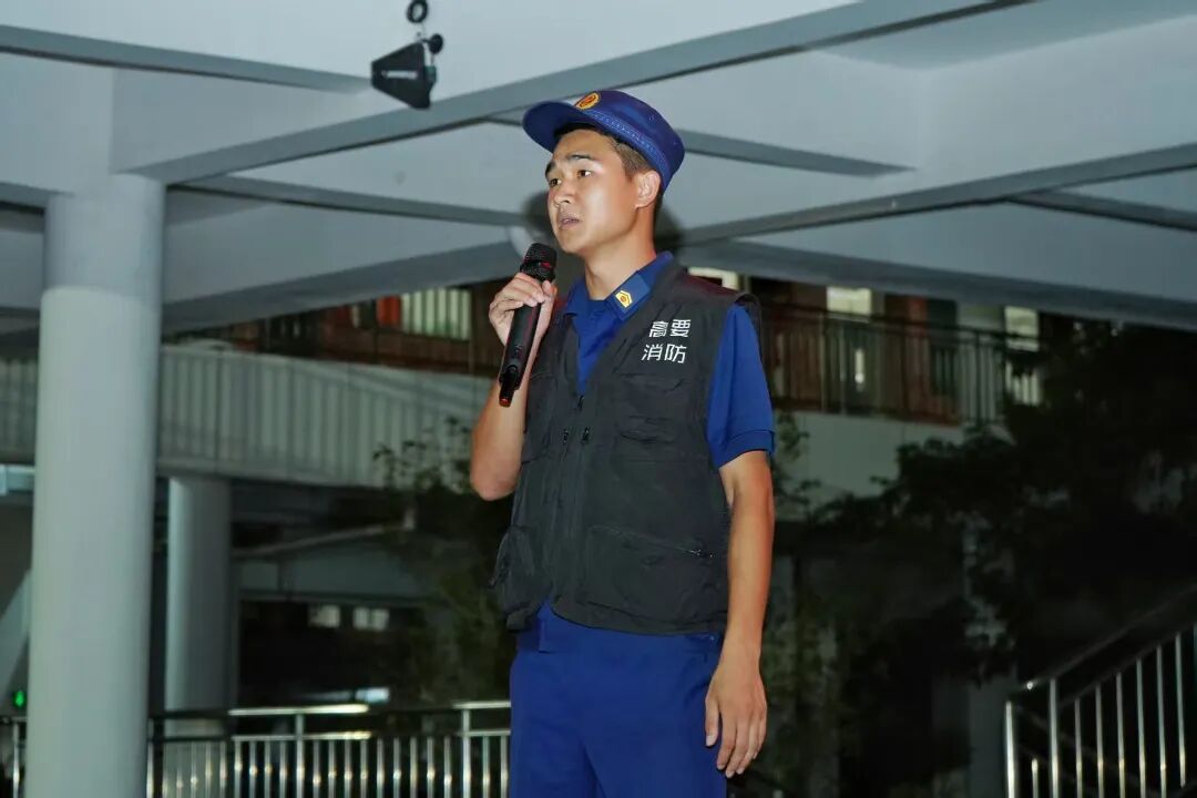消防进军训 安全护青春|高一新生宿舍消防疏散演练 消防进军训 安全护青春|高一新生宿舍消防疏散演练