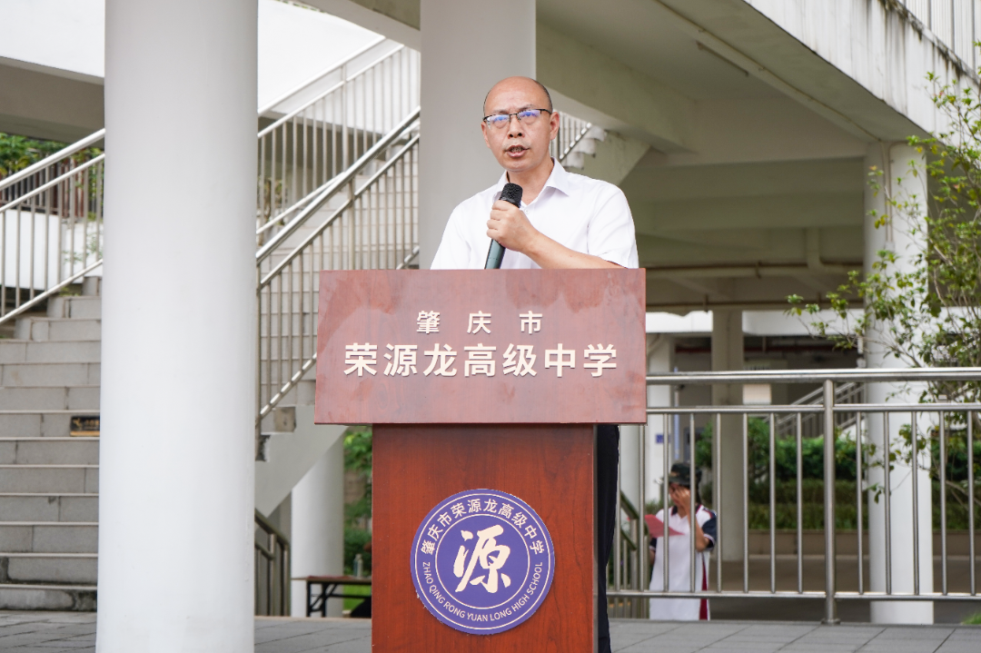沙场点兵 荣耀启程|2026级新生国防教育考核暨总结表彰大会 沙场点兵 荣耀启程|2026级新生国防教育考核暨总结表彰大会